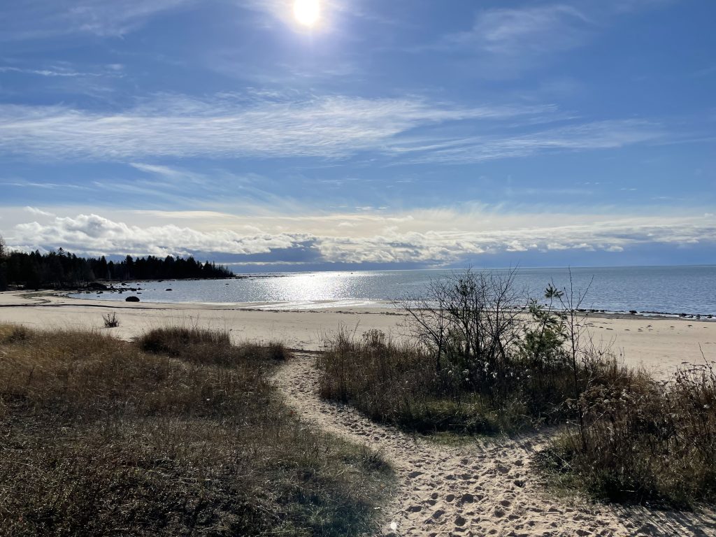 budget outdoor adventure vacations in the U.S.